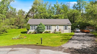 22 Elovar Dr, Forest City, PA 18421