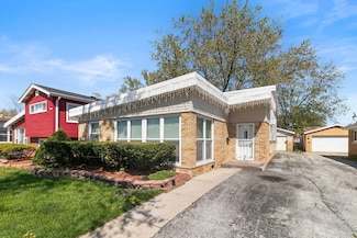 15513 Dobson Ave, Dolton, IL 60419