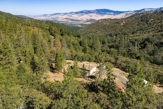 4492 Old Highway 99 S, Ashland, OR 97520