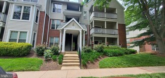 3912 Penderview Dr Unit 528, Fairfax, VA 22033