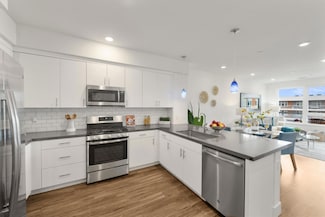 5933 Sunstone Dr Unit 412, San Jose, CA 95123
