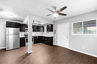 2801 Carrolton St Unit 12, Houston, TX 77023