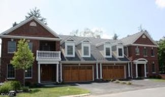 11 Wheatsheaf Farm Rd, Morristown, NJ 07960