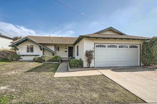 2817 Beatrice St, San Diego, CA 92139