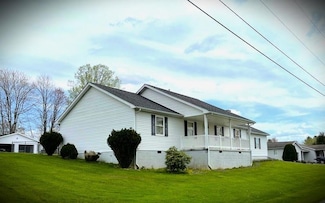 310 Tinney St, Summersville, WV 26651