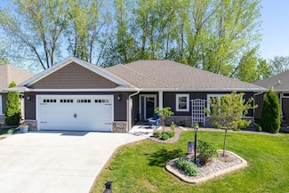 1056 W Cecilia Ct, Appleton, WI 54913