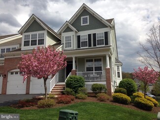 417 Sergeant Dr, Lambertville, NJ 08530