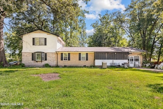 152 Billy Hudson Rd, Jacksonville, NC 28540