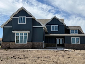 3196 S Jackdaws Dr, Beloit, WI 53511