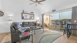288 Windsor Bay Dr Unit 4B, Camdenton, MO 65020