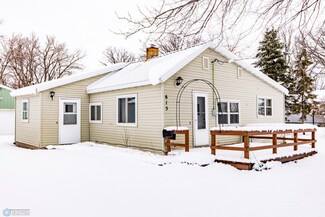 615 E Adams Ave, Mahnomen, MN 56557