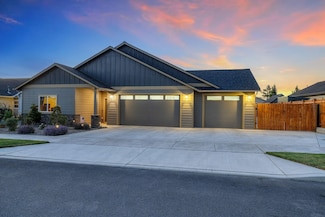 4847 SW Zenith Ave, Redmond, OR 97756