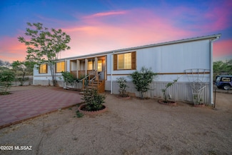 1074 N White Oak Place, Oracle, AZ 85623