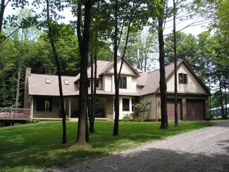 21126 Grange Center Rd, Saegertown, PA 16433