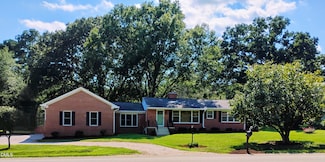 6121 Yates Mill Pond Rd, Raleigh, NC 27606