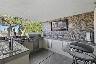 68680 Sharpless Rd, Cathedral City, CA 92234