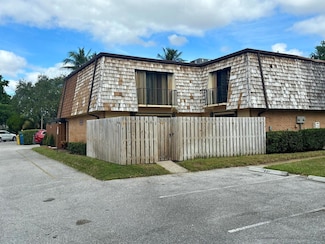 401 Lake Arbor Dr Unit 401, Palm Springs, FL 33461