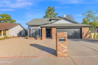 5344 W Desert Hills Dr, Glendale, AZ 85304