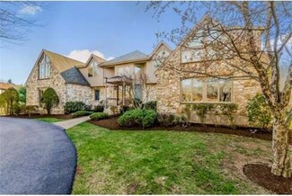 4 Kings Rd, Sharon, MA 02067