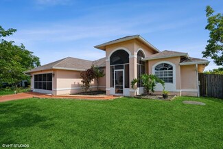 2341 SW Vale St, Port Saint Lucie, FL 34953