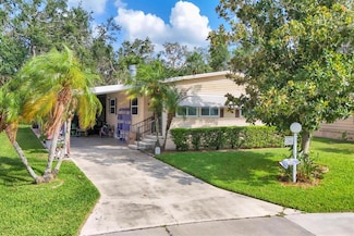 26 Meadowlark Cir, Ellenton, FL 34222