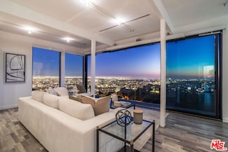 8506 Magnolia Dr, Los Angeles, CA 90046