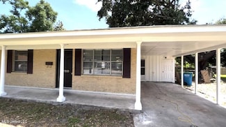 2110 Rose Ct, Gulfport, MS 39507