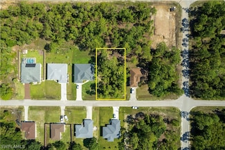 2817 50th St W, Lehigh Acres, FL 33971