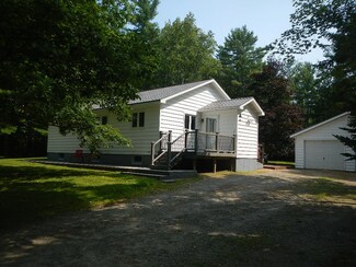 600 W Broadway, Lincoln, ME 04457