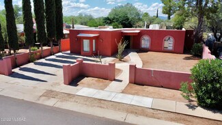 4932 W de La Canoa Dr, Amado, AZ 85645