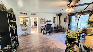 25 Cousins Rd, Vanderwagen, NM 87326