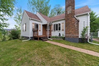 4034 Haines Rd, Duluth, MN 55811