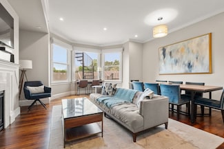 324 Tappan St Unit 1, Brookline, MA 02445