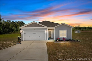 308 Laurel Lake Rd, Salemburg, NC 28385