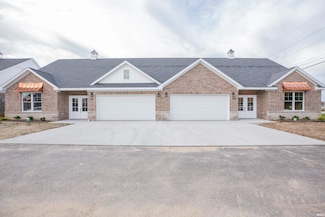 8473 Bell Crossing Dr, Newburgh, IN 47630