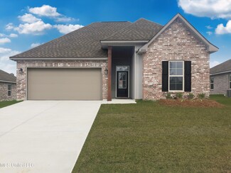 18106 Evergreen Dr, Gulfport, MS 39503