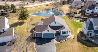 2016 Spring Creek Ln, McHenry, IL 60050