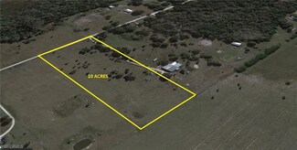 19681 & 19771 Goin Outback Dr, Alva, FL 33920