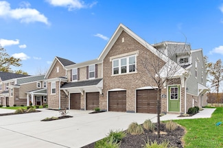 305 Parkview Ln, Miami Township, OH 45150