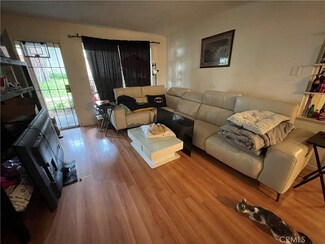 3721 Country Club Dr Unit 3, Long Beach, CA 90807