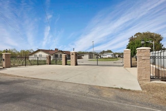 2195 Baldwin Ln, Stockton, CA 95215