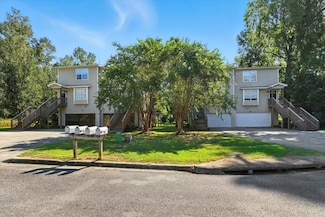1405 Deerhaven Ln Unit 1 & 2, Tallahassee, FL 32303