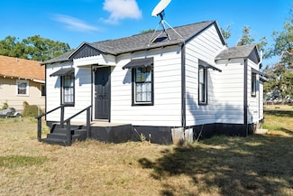 707 E 23rd St, Cisco, TX 76437