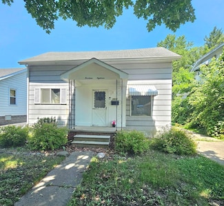 1418 Birney St, Saginaw, MI 48602