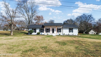 2000 Ann Ln NW, Cleveland, TN 37312