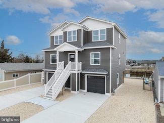 42 W Mohawk Dr, Little Egg Harbor Township, NJ 08087