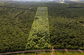 4565 County Road 3230, Clarksville, TX 75426