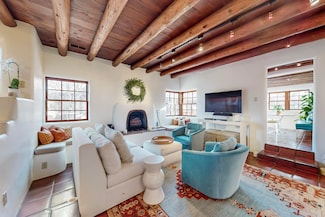 605 Abeyta St, Santa Fe, NM 87505