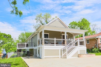 1549 11th St S, Arlington, VA 22204