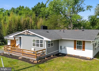 7802 Gary Ln, Severn, MD 21144
